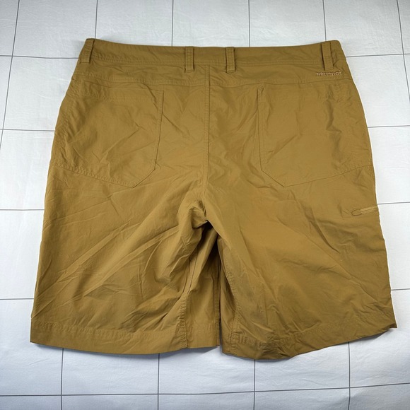 Marmot Shorts Mens 40 Tan Brown Zip Cargo Pocket Hiking Outdoor Trail Trek Walk - Picture 2 of 11